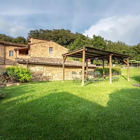 Κατάλυμα σε φάρμα Verniano Five With Panoramic Pool Pieve a Scuola