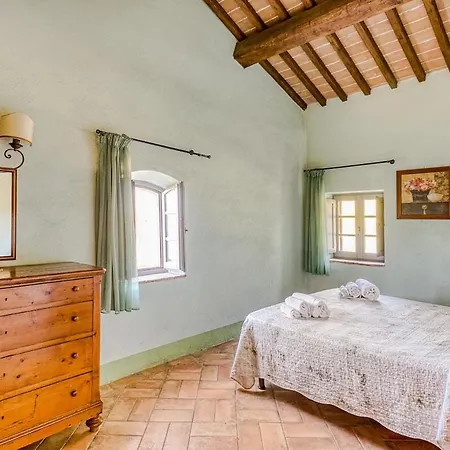 Verniano Five With Panoramic Pool *