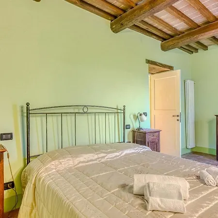 Verniano Five With Panoramic Pool *