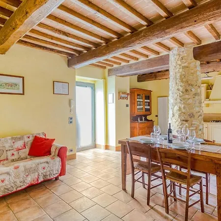 Κατάλυμα σε φάρμα Verniano Five With Panoramic Pool *