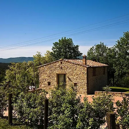 Verniano Five With Panoramic Pool Κατάλυμα σε φάρμα Pieve a Scuola